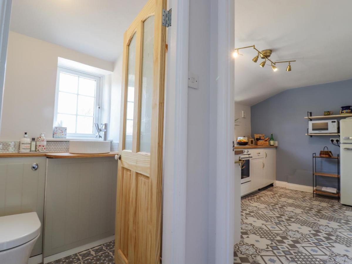Bluebird Cottage Higham  エクステリア 写真